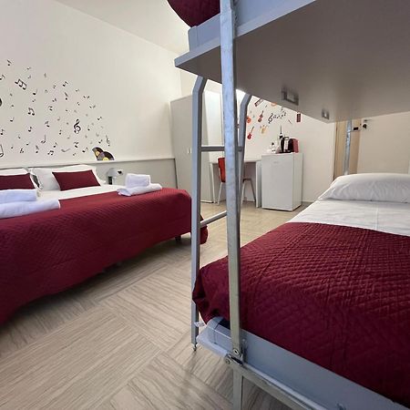 La Lirica Rooms ヴェローナ エクステリア 写真