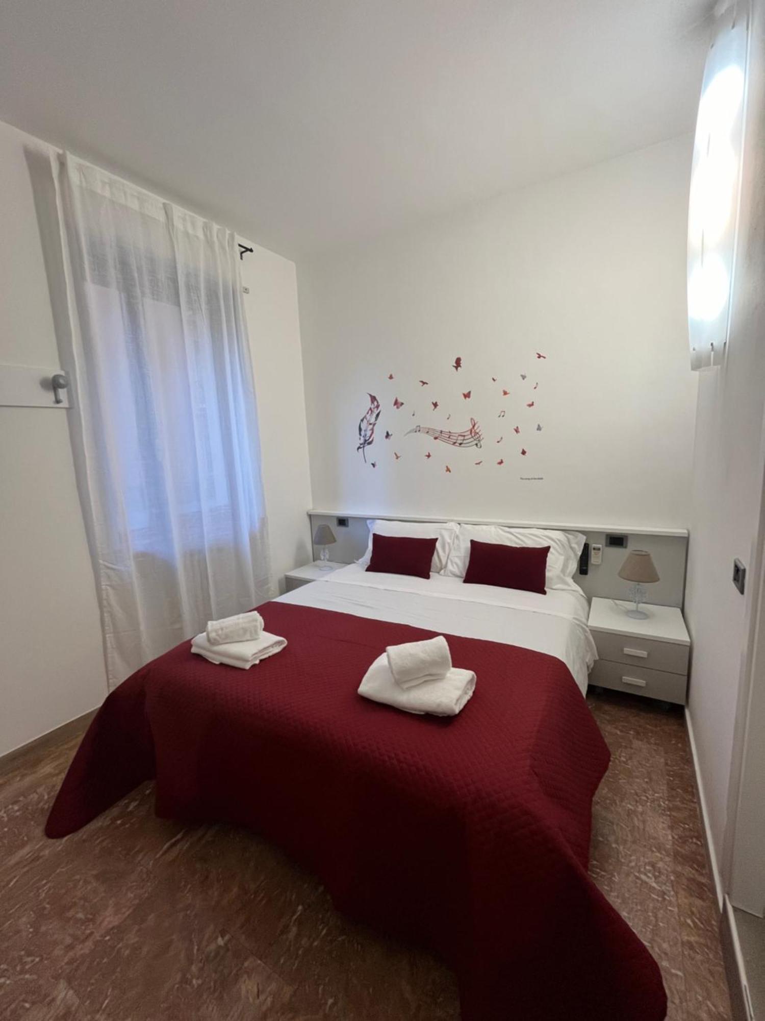 La Lirica Rooms ヴェローナ エクステリア 写真